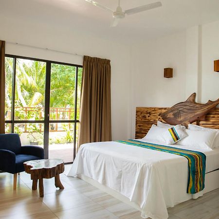 Kudhi Boli Beach House スルスドゥー エクステリア 写真
