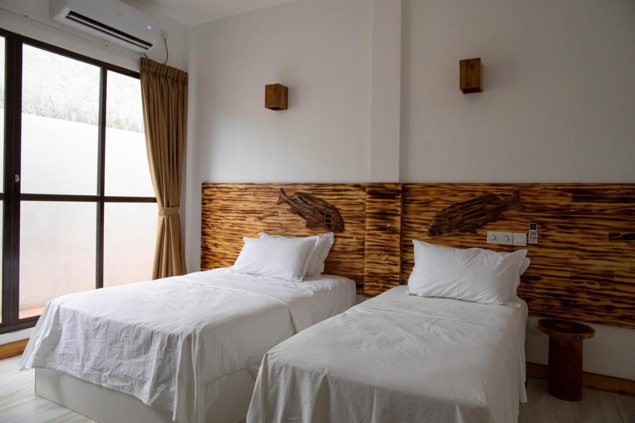 Kudhi Boli Beach House スルスドゥー エクステリア 写真