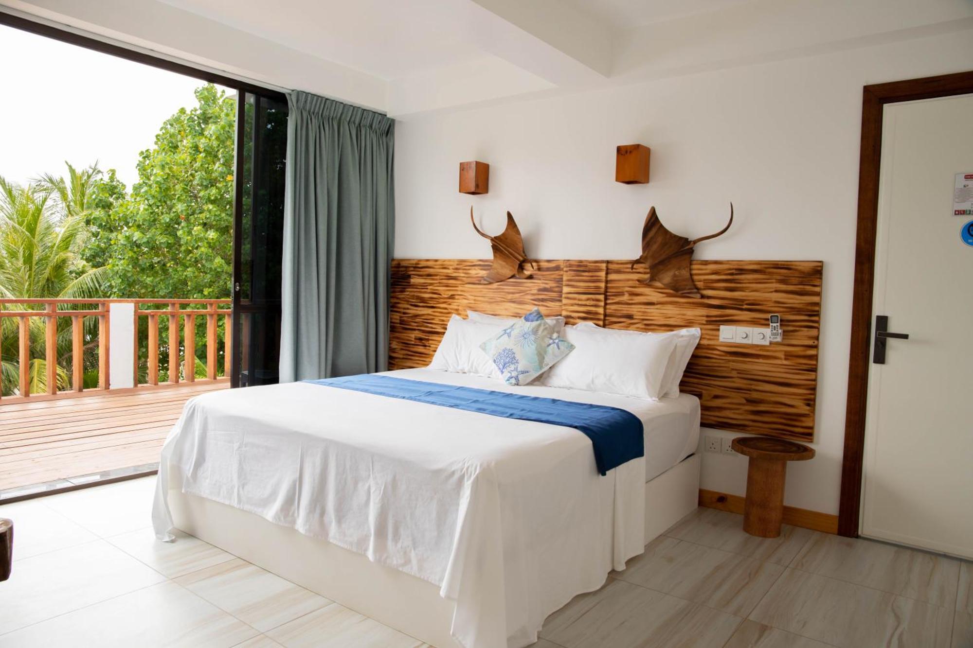 Kudhi Boli Beach House スルスドゥー エクステリア 写真