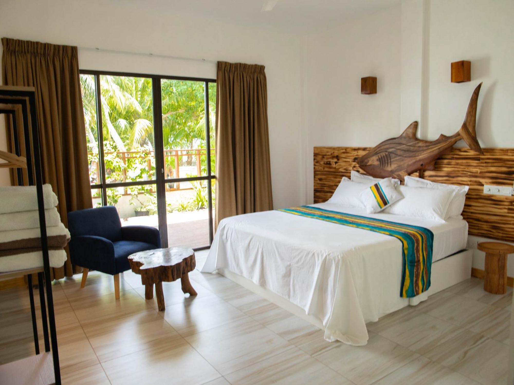 Kudhi Boli Beach House スルスドゥー エクステリア 写真