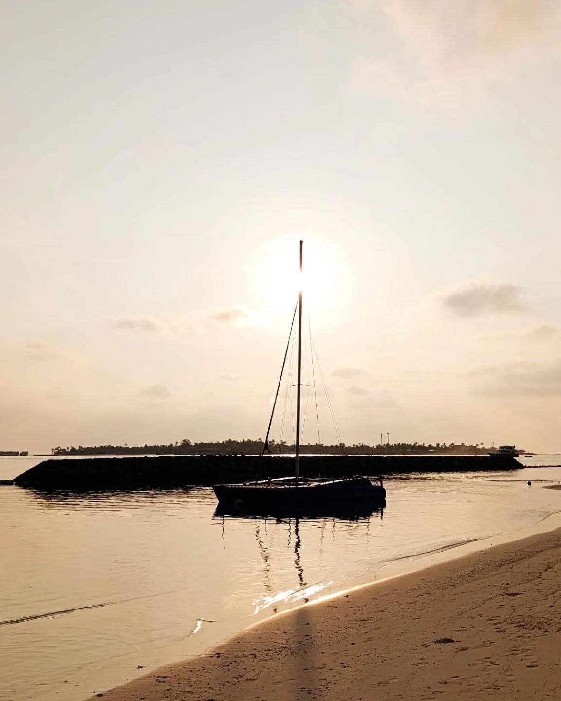 Kudhi Boli Beach House スルスドゥー エクステリア 写真